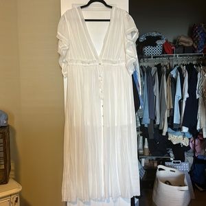 White maxi dress